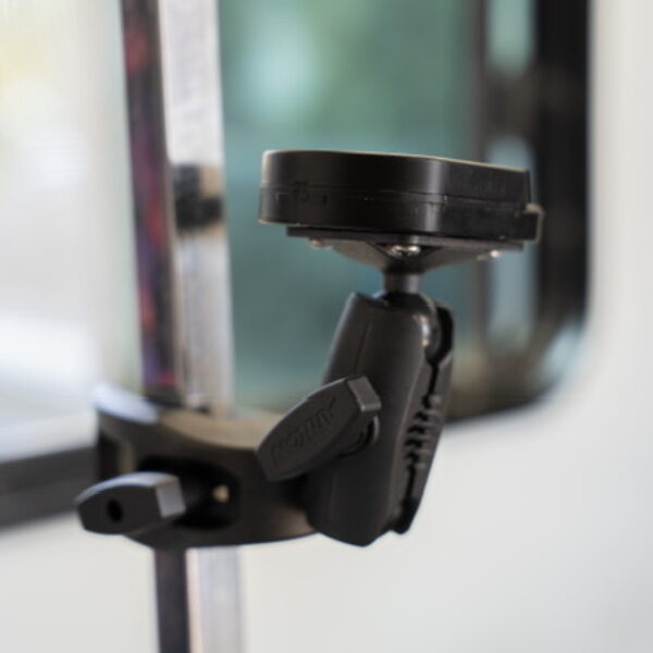 “Clip It” Handle It Attachment - Black