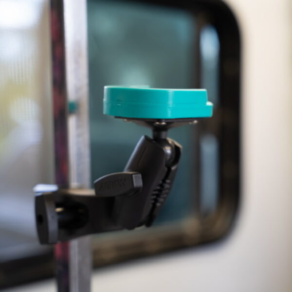 “Clip It” Handle It Attachment - Teal